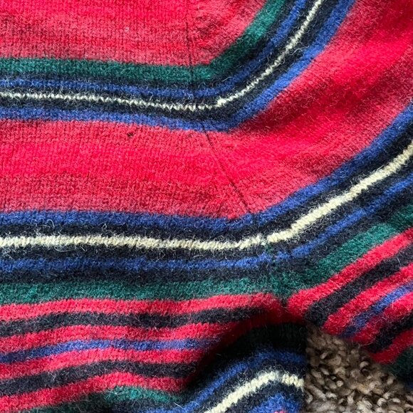 Festive Womens Medium Ralph Lauren Red & Green Striped Lambswool Sweater - Picture 5 of 7